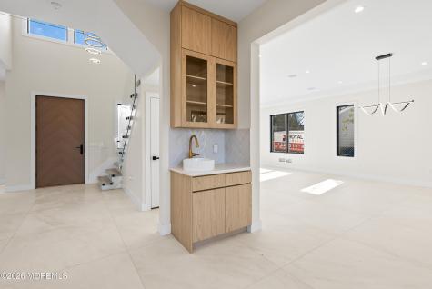 150 Ampere Avenue Oakhurst NJ 07755