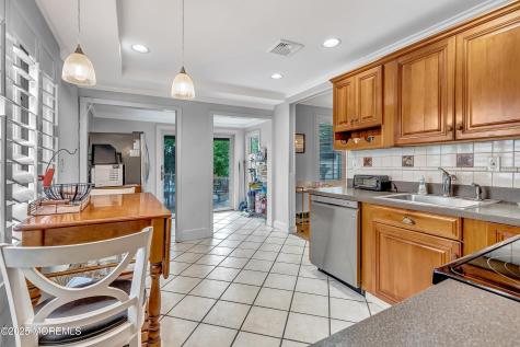 370 E Main Street Manasquan NJ 08736