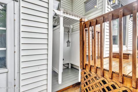 370 E Main Street Manasquan NJ 08736