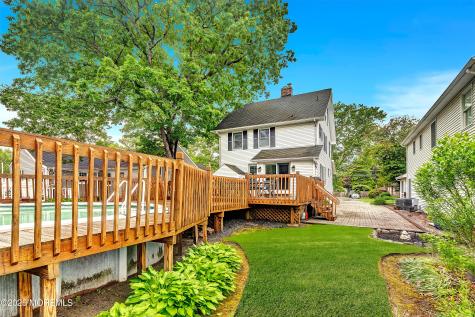 370 E Main Street Manasquan NJ 08736
