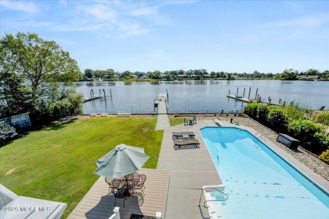 74 Seneca Place Oceanport NJ 07757