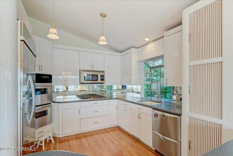 74 Seneca Place Oceanport NJ 07757