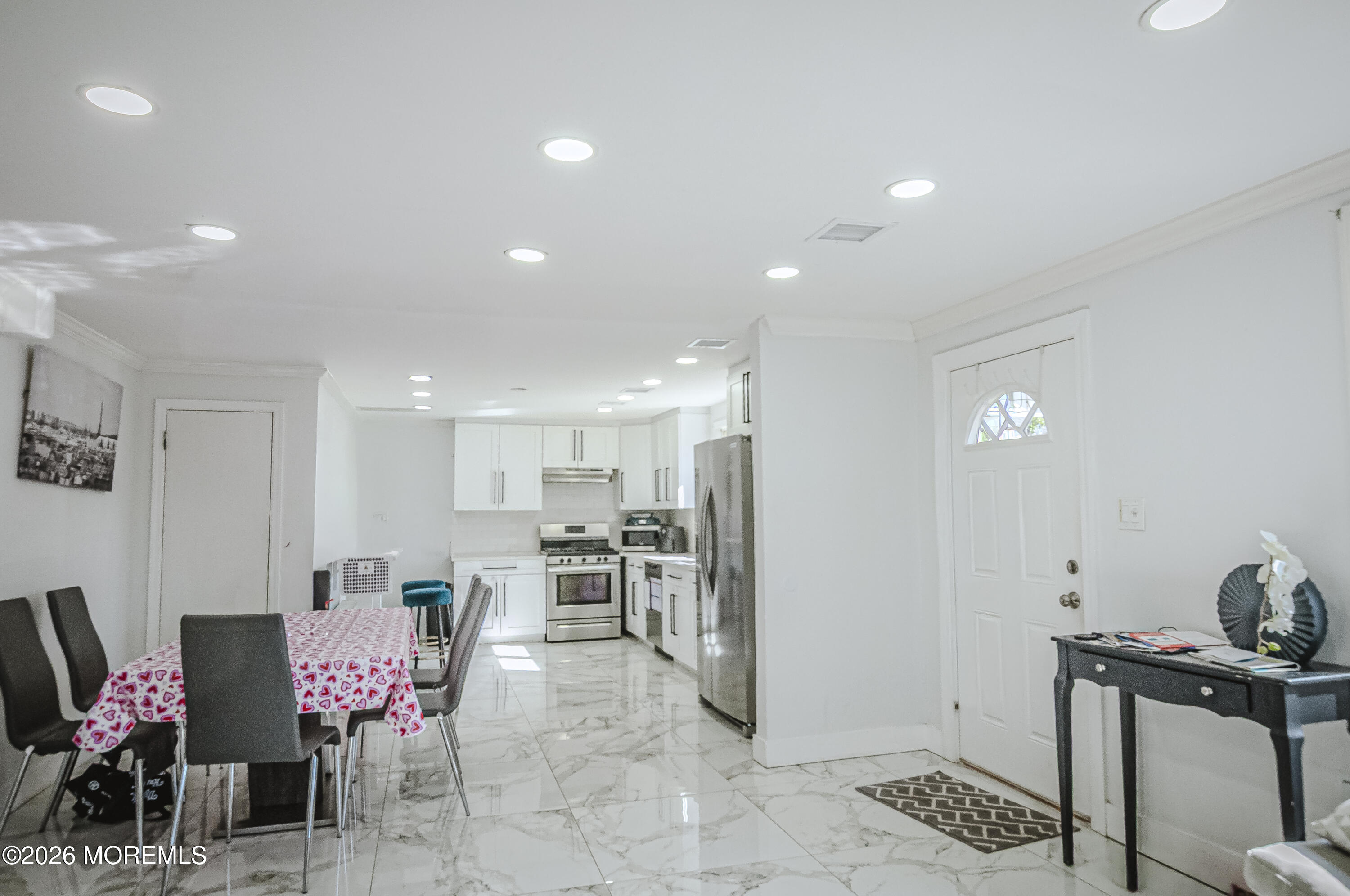 295 Roosevelt Avenue Oakhurst NJ 07755