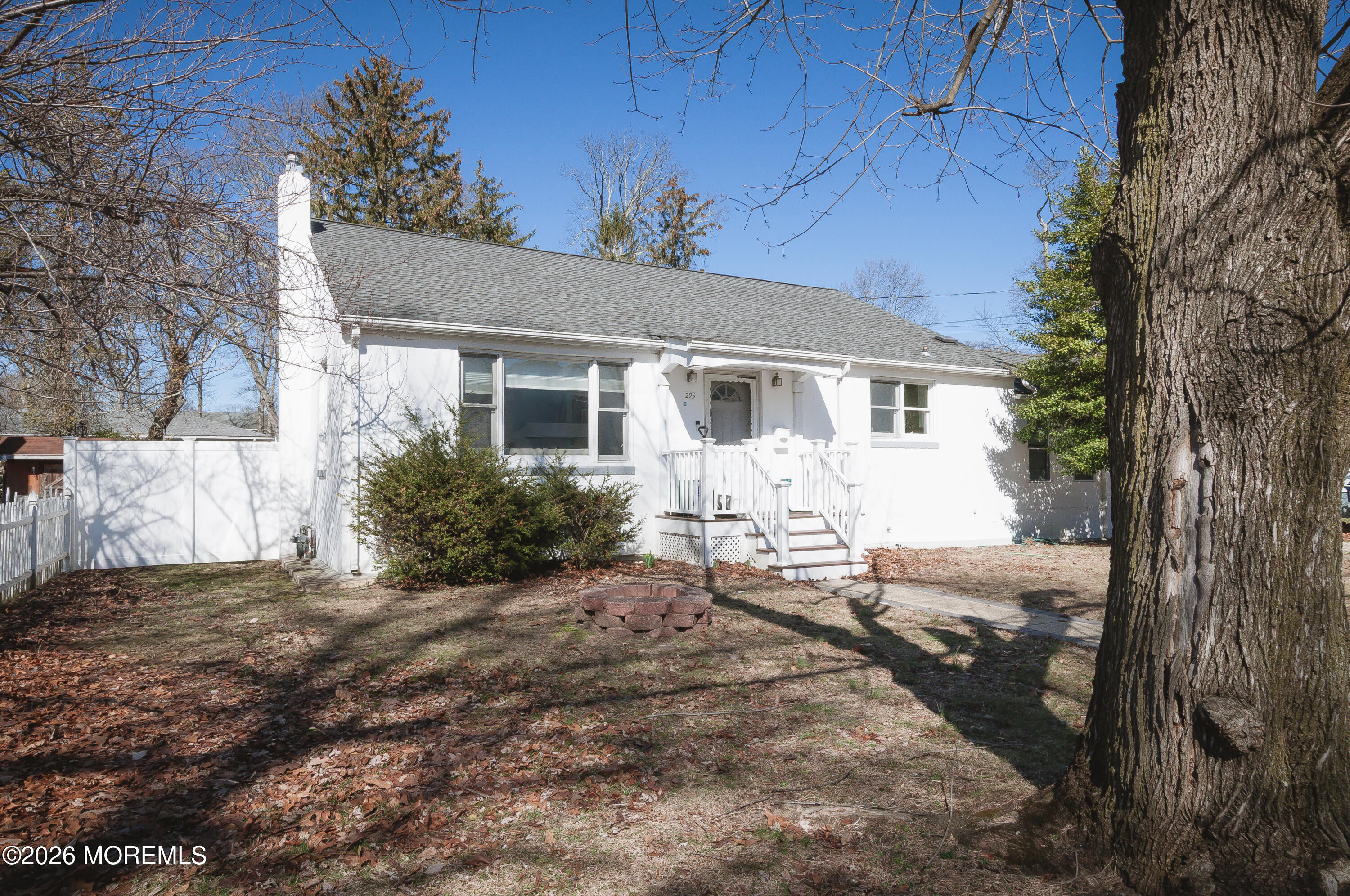 295 Roosevelt Avenue Oakhurst NJ 07755