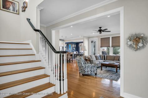 812 Claridge Drive Spring Lake Heights NJ 07762