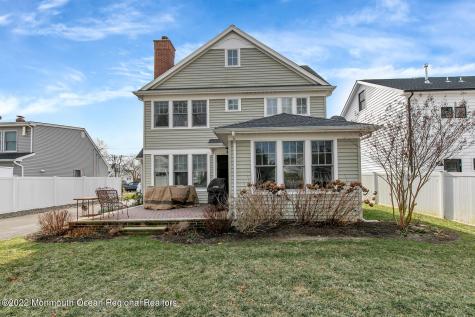 812 Claridge Drive Spring Lake Heights NJ 07762