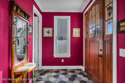 812 Claridge Drive Spring Lake Heights NJ 07762