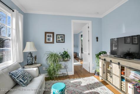 812 Claridge Drive Spring Lake Heights NJ 07762