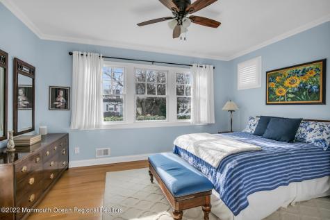 812 Claridge Drive Spring Lake Heights NJ 07762
