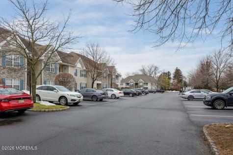 1015 Wedgewood Circle Belford NJ 07718