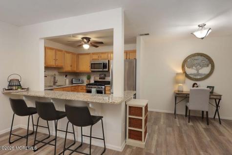 1015 Wedgewood Circle Belford NJ 07718