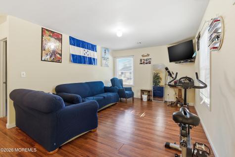 21 Potomac Court Barnegat NJ 08005