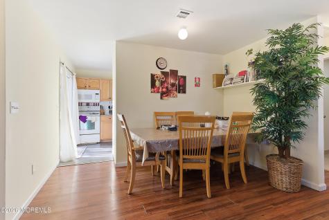 21 Potomac Court Barnegat NJ 08005