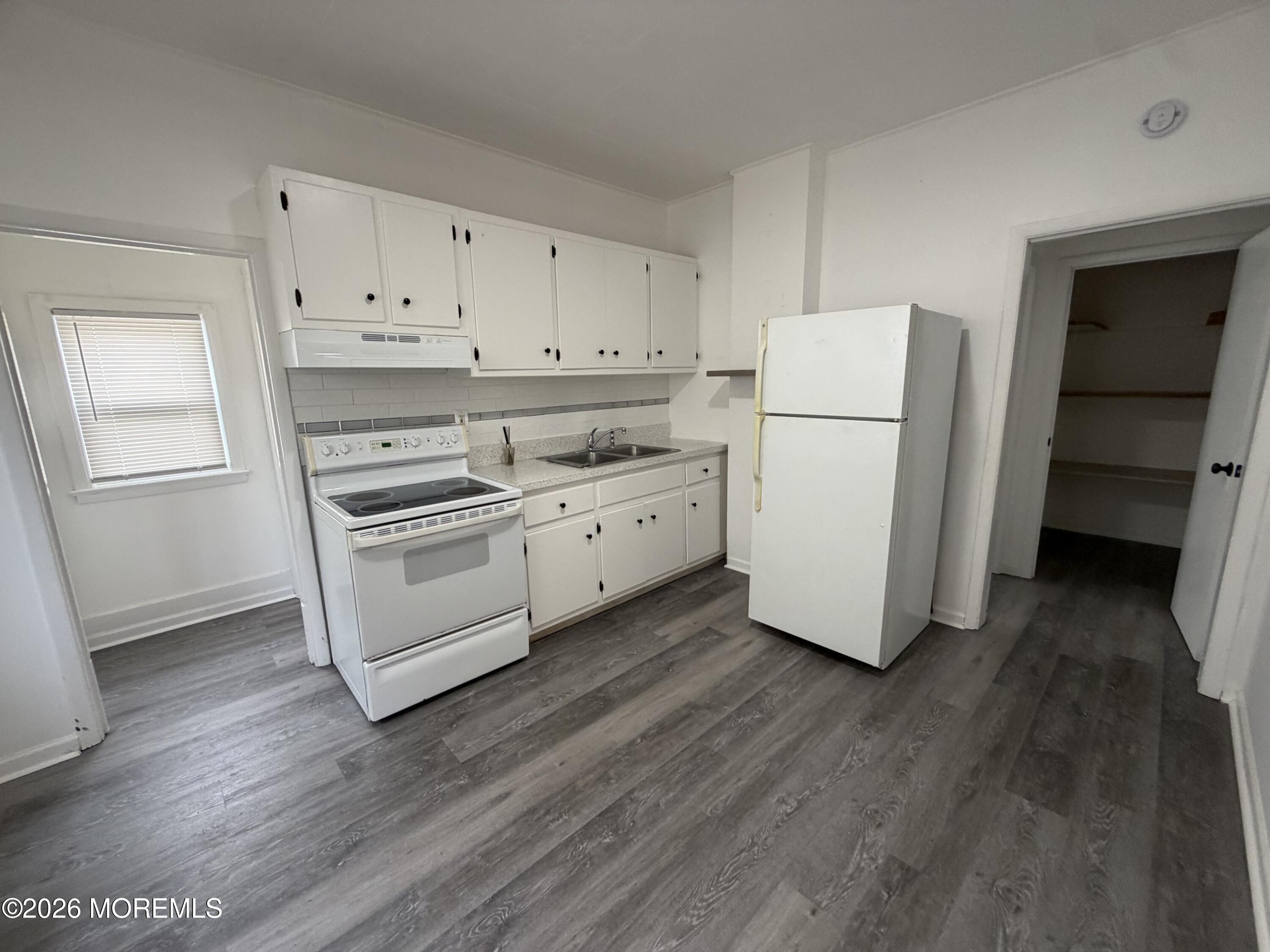 368 Carr Avenue Keansburg NJ 07734