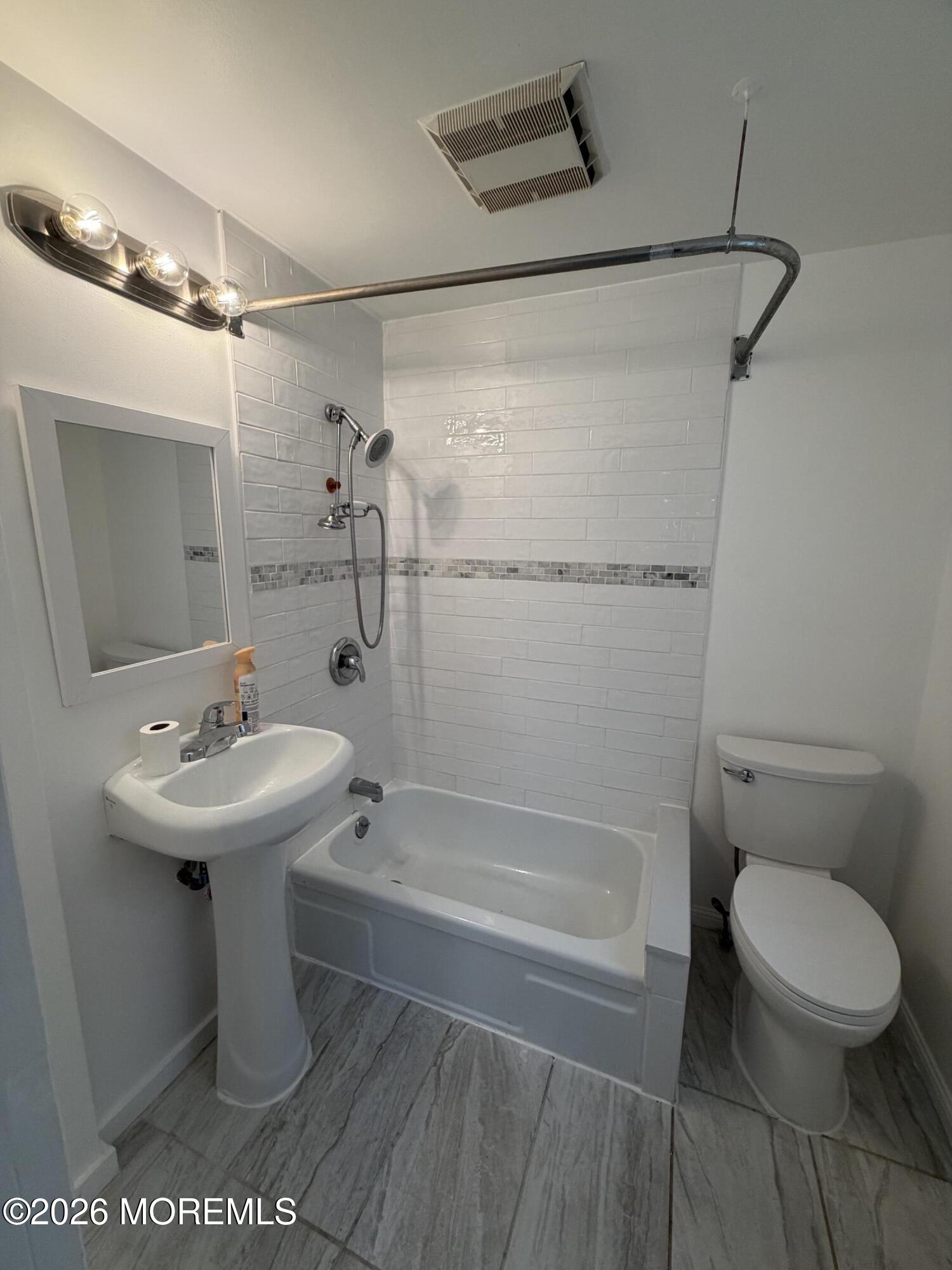 368 Carr Avenue Keansburg NJ 07734