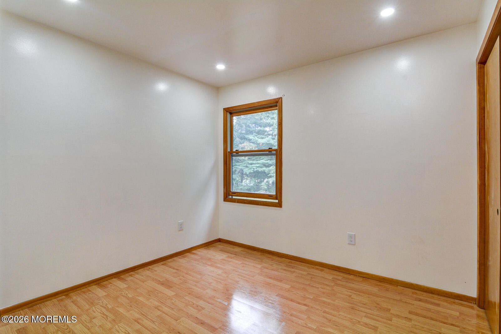 195 Edgemere Court Toms River NJ 08755