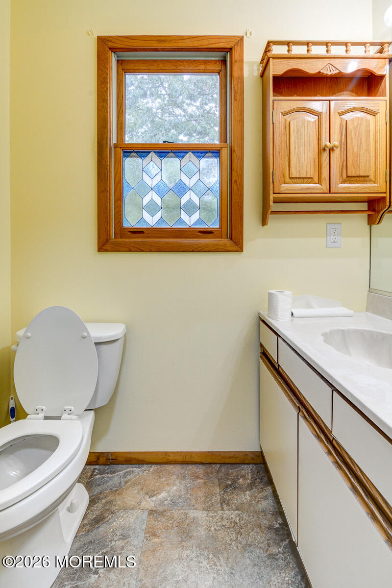 195 Edgemere Court Toms River NJ 08755