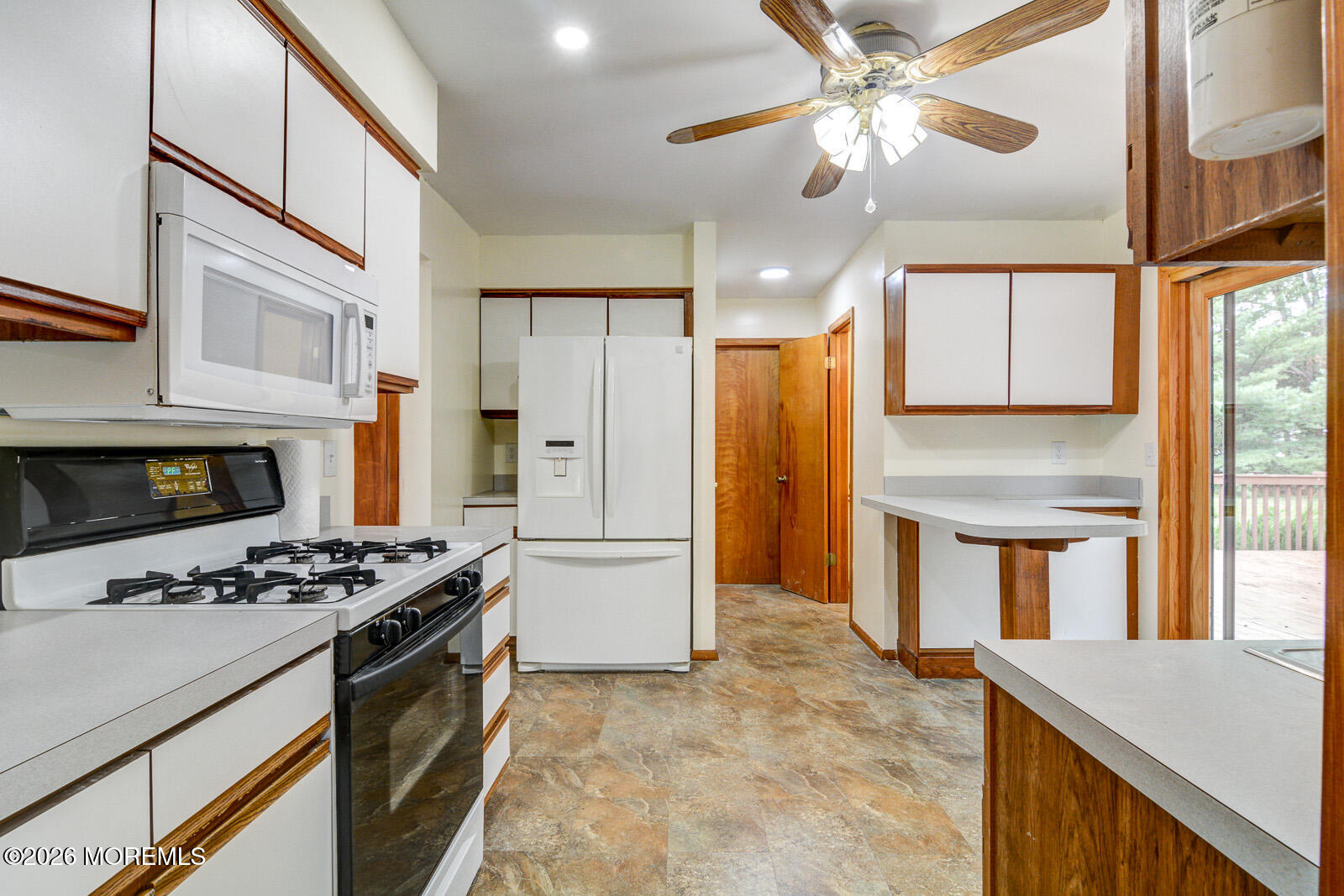 195 Edgemere Court Toms River NJ 08755