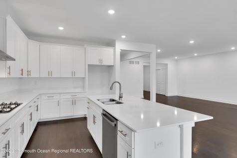 110 Woolley Court Ocean Twp NJ 07755