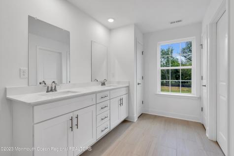 110 Woolley Court Ocean Twp NJ 07755