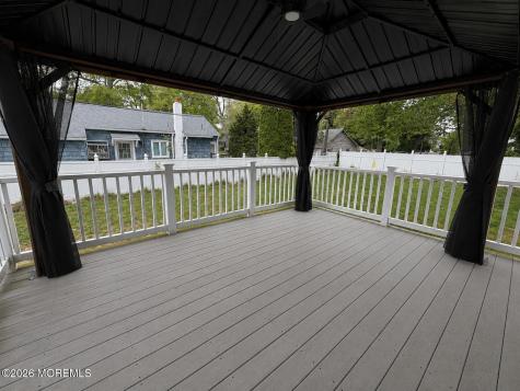 621 Myrtle Avenue West Allenhurst NJ 07711
