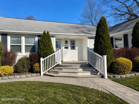 621 Myrtle Avenue West Allenhurst NJ 07711