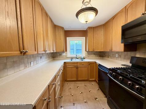 621 Myrtle Avenue West Allenhurst NJ 07711