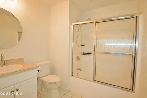 574 Beachway Avenue Keansburg NJ 07734
