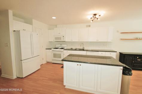574 Beachway Avenue Keansburg NJ 07734