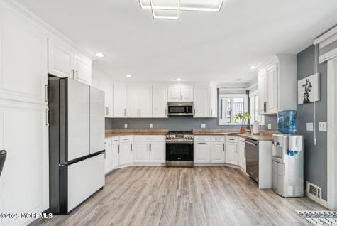 385 Aldo Drive Toms River NJ 08753