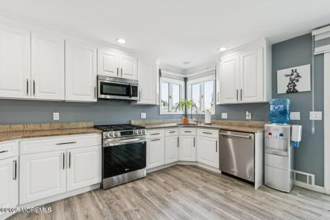 385 Aldo Drive Toms River NJ 08753