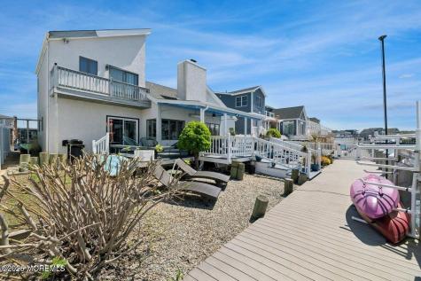 385 Aldo Drive Toms River NJ 08753