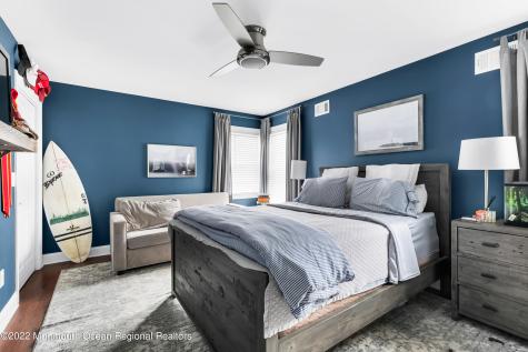 12 Captains Court Manasquan NJ 08736