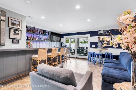 12 Captains Court Manasquan NJ 08736