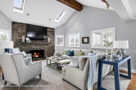 12 Captains Court Manasquan NJ 08736