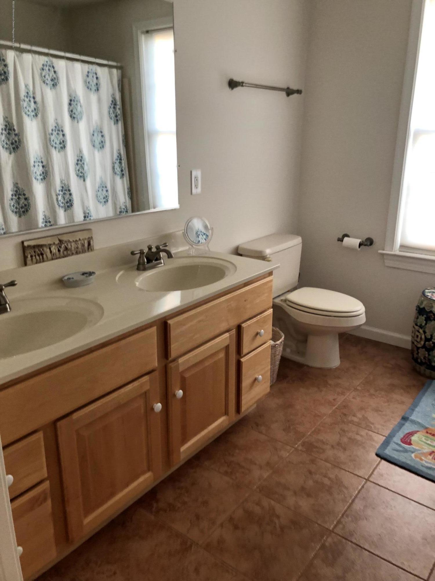 32 N Potter Avenue Manasquan NJ 08736