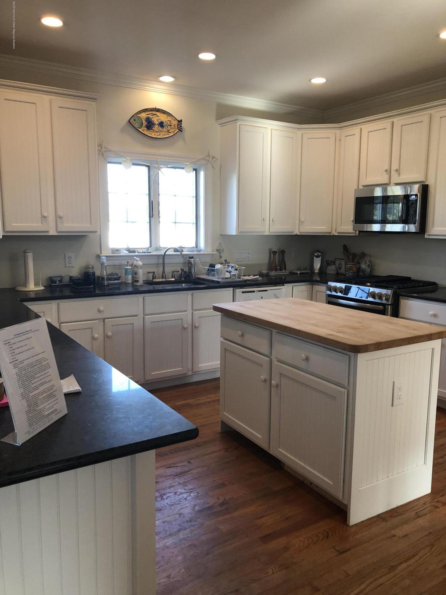 32 N Potter Avenue Manasquan NJ 08736
