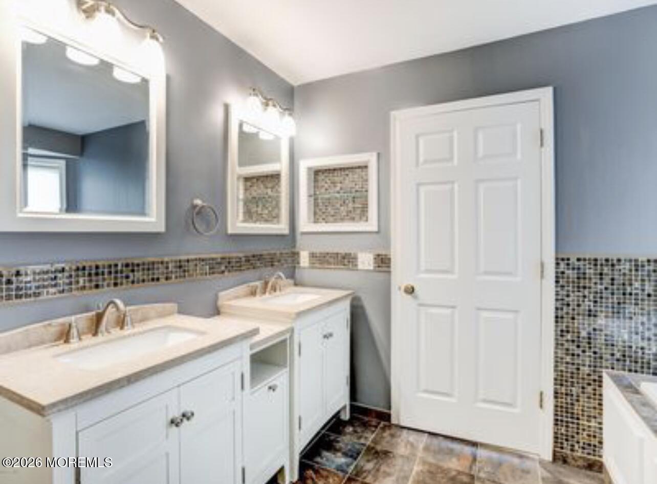 7 Augusta Drive Manalapan NJ 07726