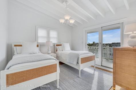 706 Morven Terrace Sea Girt NJ 08750