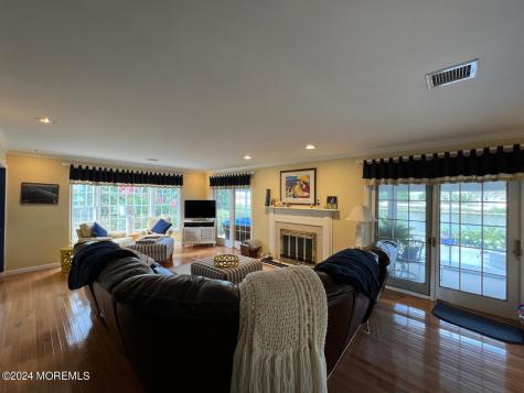 980 Barnegat Lane Mantoloking NJ 08738