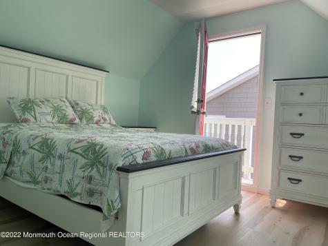 68 E Pacific Way Lavallette NJ 08735