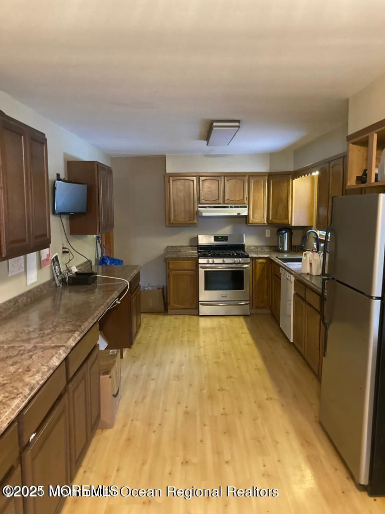 2 Lloyd Place Oakhurst NJ 07755