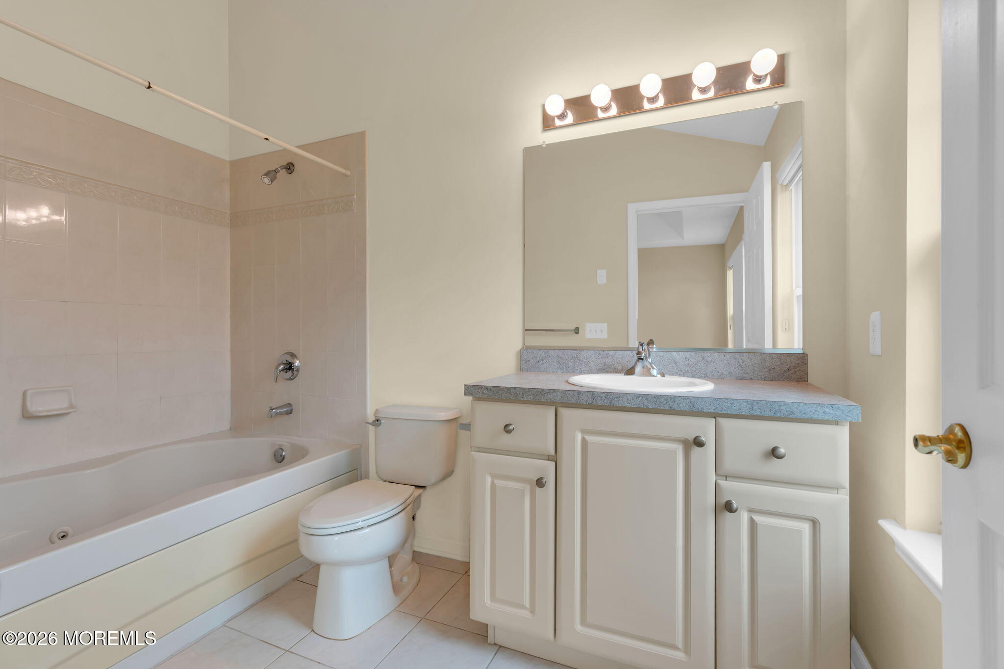 14 W Aspen Way Matawan NJ 07747