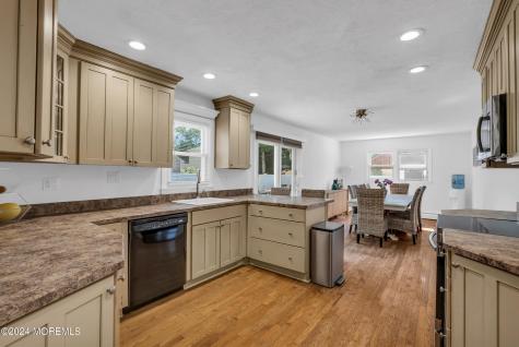 717 Corlies Avenue West Allenhurst NJ 07711