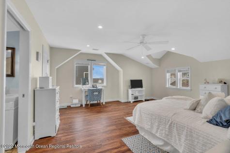 368 1st Avenue Manasquan NJ 08736