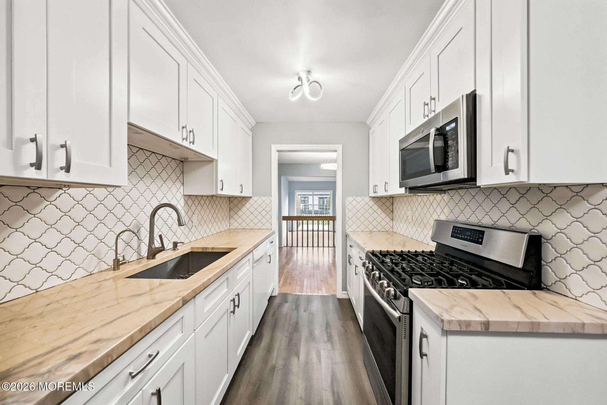 276 Longwood Drive Manalapan NJ 07726