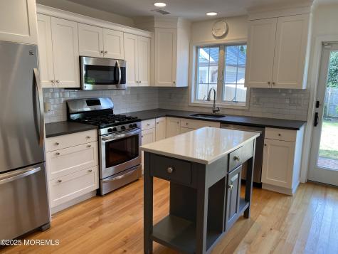 32 1st Street Rumson NJ 07760