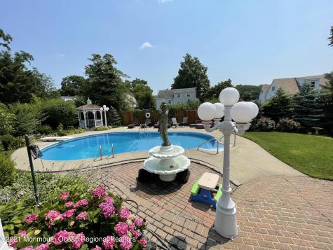 241 Cliftwood Road Oakhurst NJ 07755