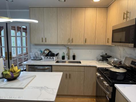 241 Cliftwood Road Oakhurst NJ 07755