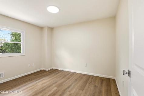 812 Oak Street Lakehurst NJ 08733